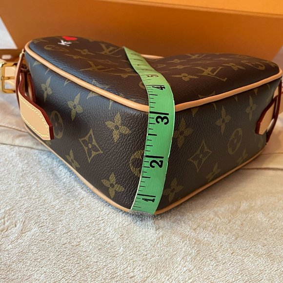 New LOUIS VUITTON Game On Cruise πCoeur Heartπ Bag - Picture 17 of 17